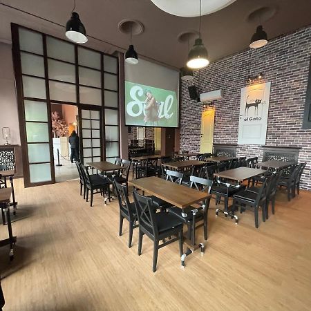 大陆酒店 雅西 外观 照片